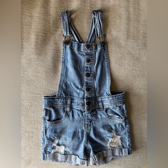 Cat & Jack Other - Cat & Jack Girls Denim Overall Shorts Distressed Jean Shortalls Size M 7/8